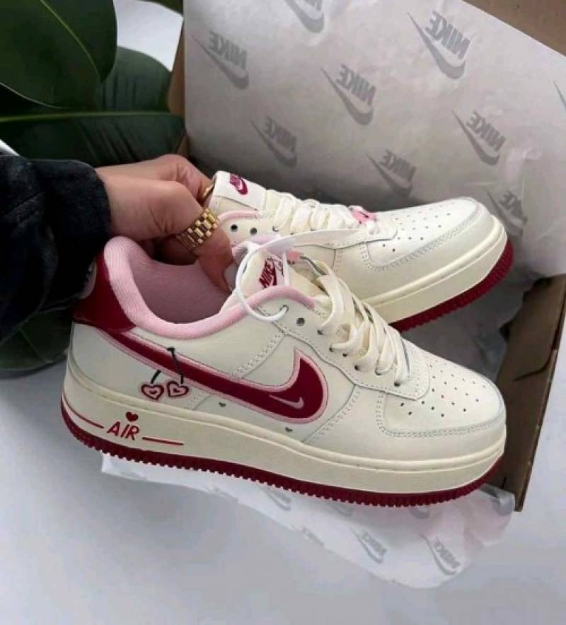 Nike airforce 1 Low Valentines Day