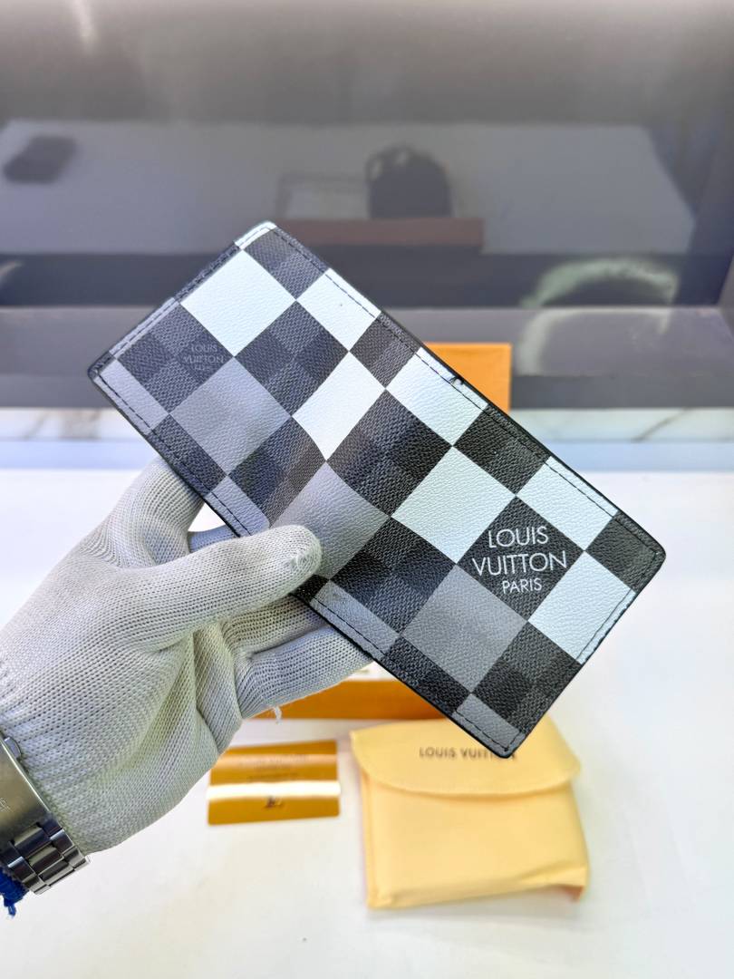 Lv_Loui_Vuittion Black Grey White Belt &Wallet Combo Fa 1120