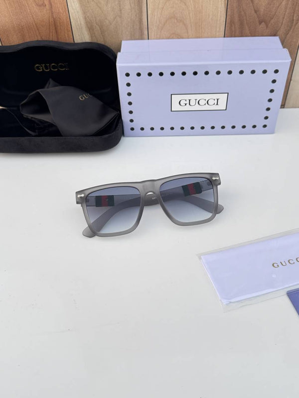 Gucci_1390_grey