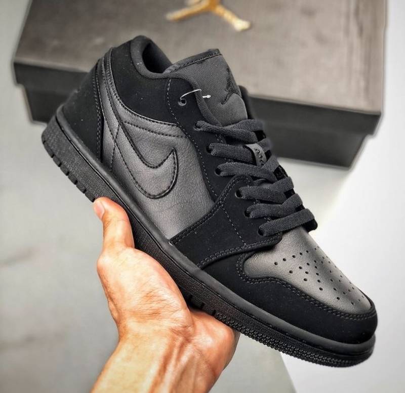 Nike Air Jordan Retro 1 Low Triple Black sale