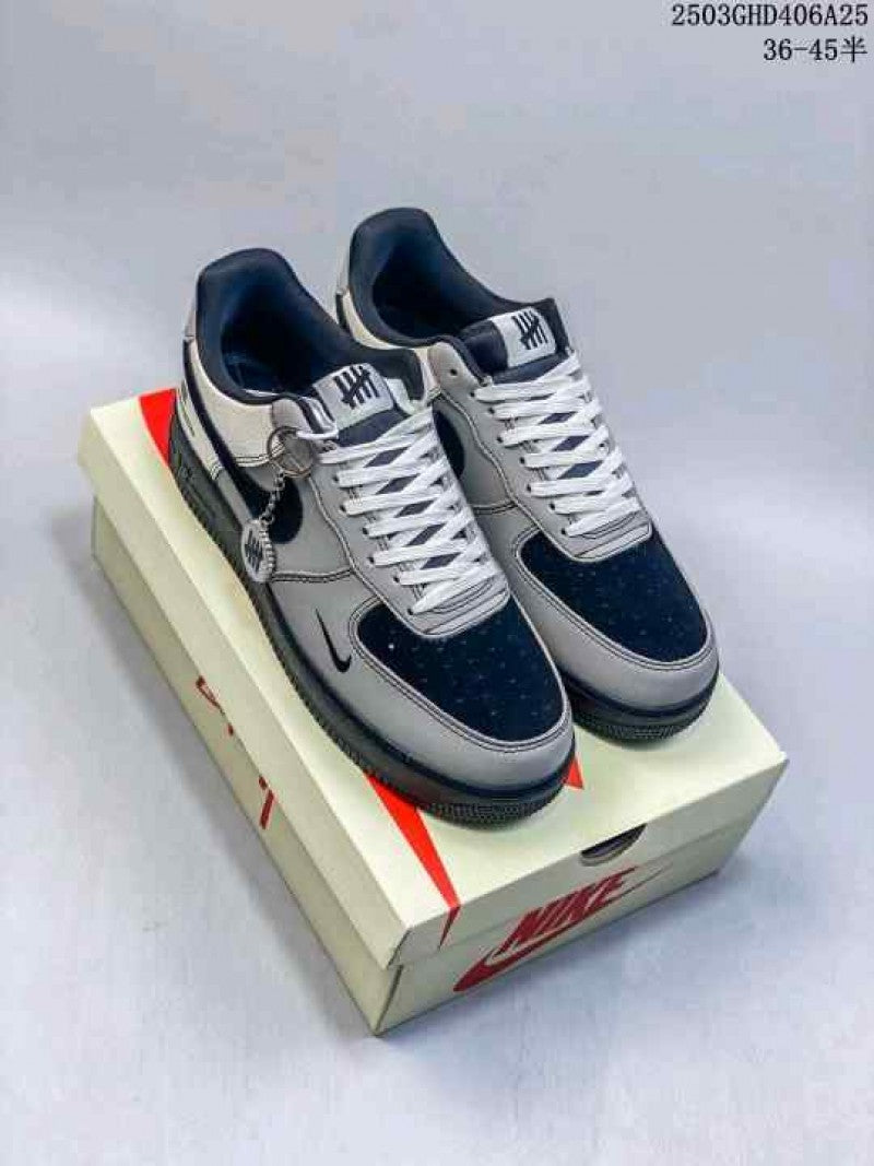 Nike Air Force 1 07 Undefeated