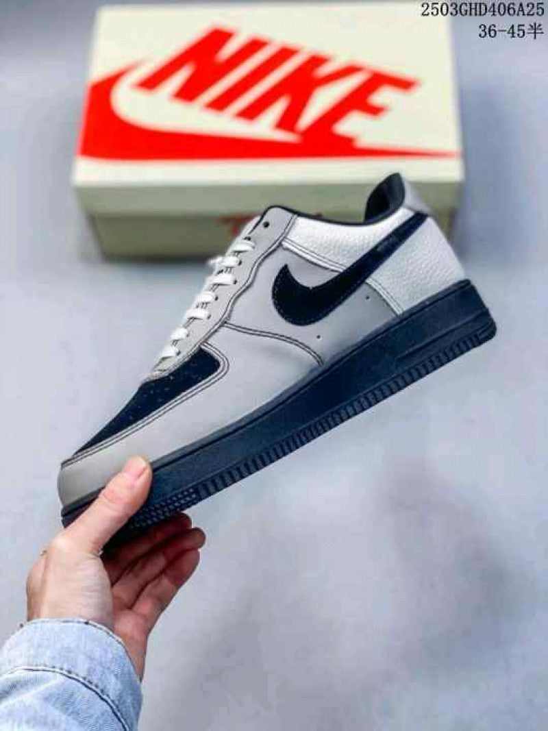 Nike Air Force 1 07 Undefeated