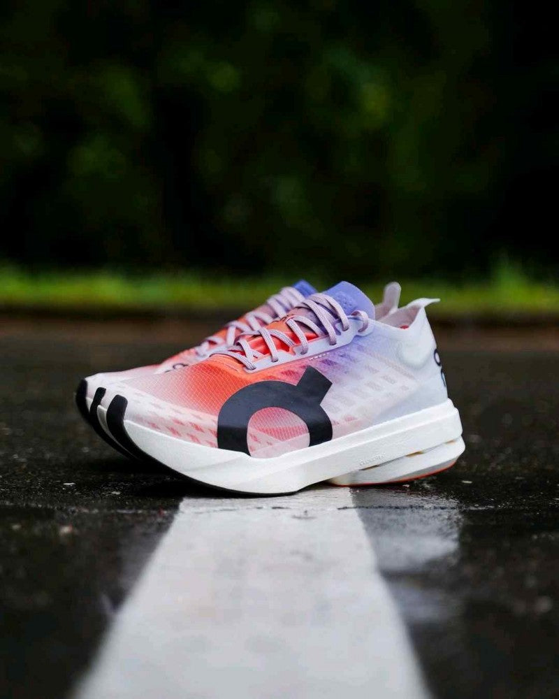 On Running Cloud Boom Strike White Flame 983