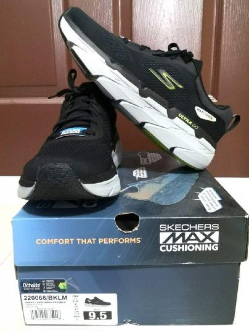 S go run maxcushion black white gray