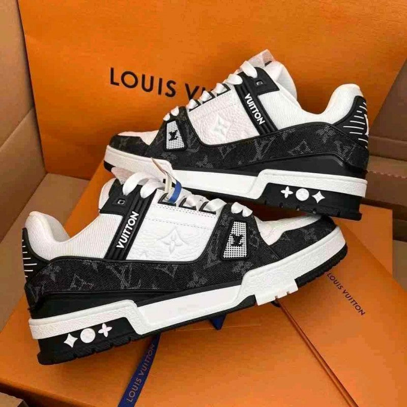 Louis Vuittonn LV Trainer White Black