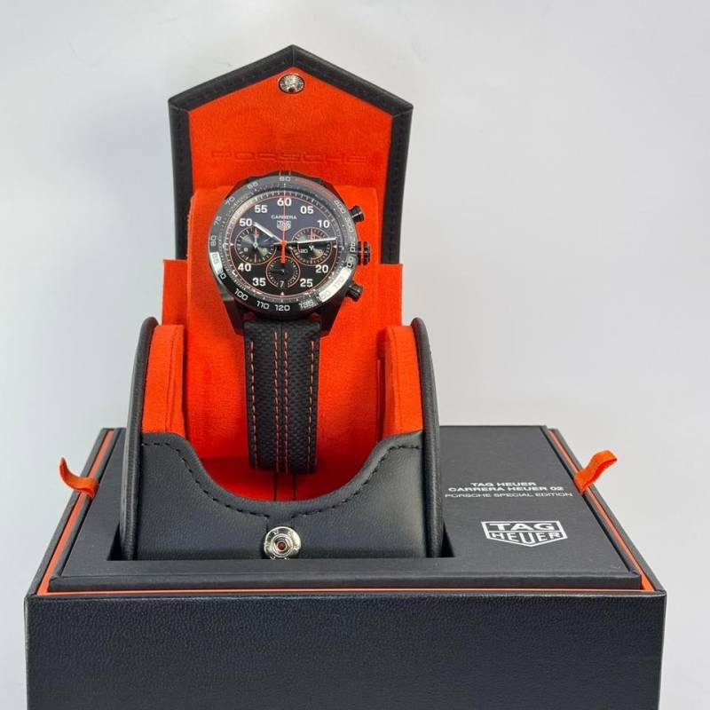 Tag Carrer_a Chronograph X Porsche Orange