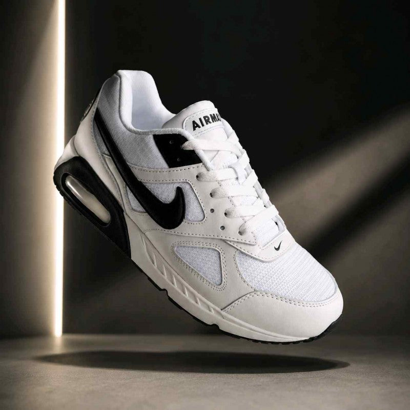 Nike AirMax IVO White Black 1783