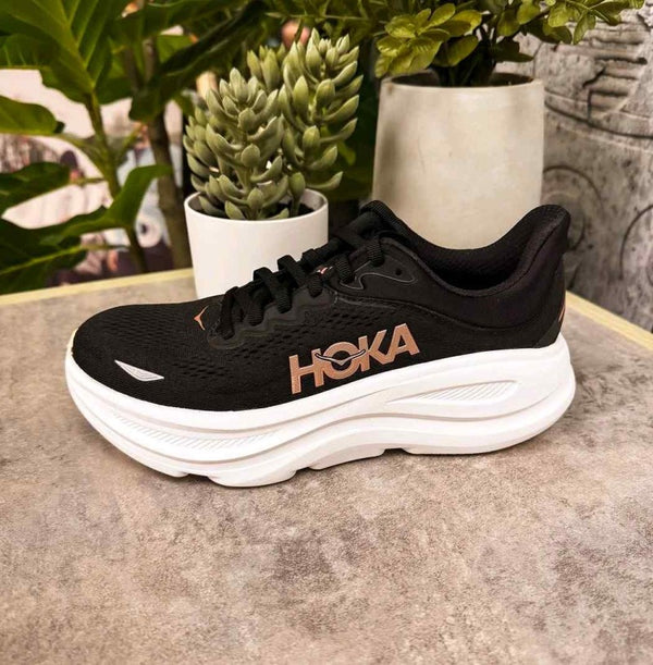 HOKA Clifton 10