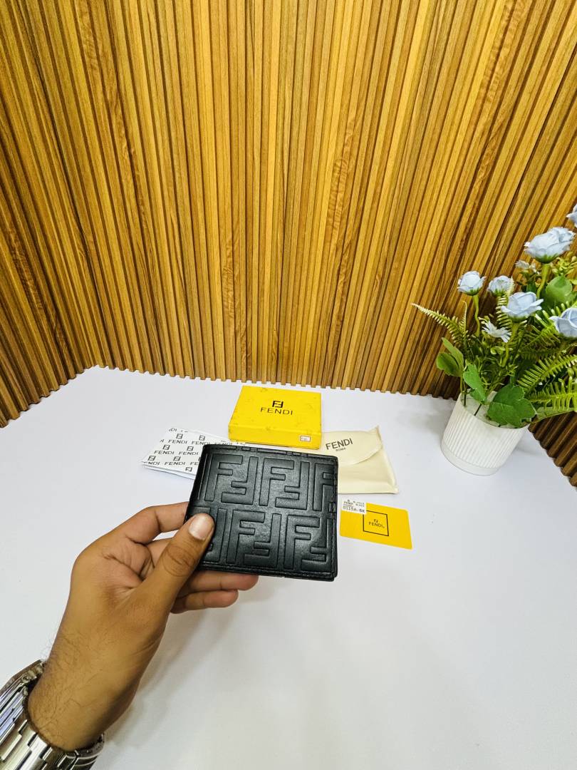 01 FENDDI PREMIUM QUALITY WALLET NO.61