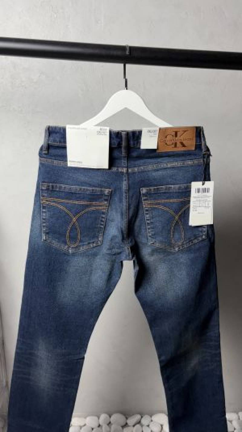 Calvin Straight Fit Jeans 1204