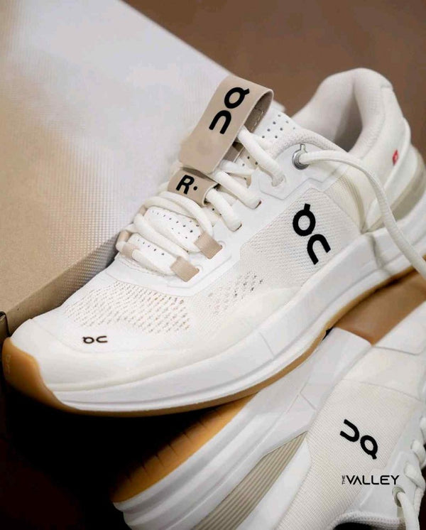 On Cloud The Roger Pro x BEAMS Beige Ivory