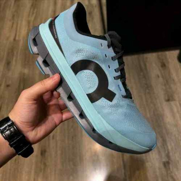 On Running Cloud Flow 5 Blue Black 105