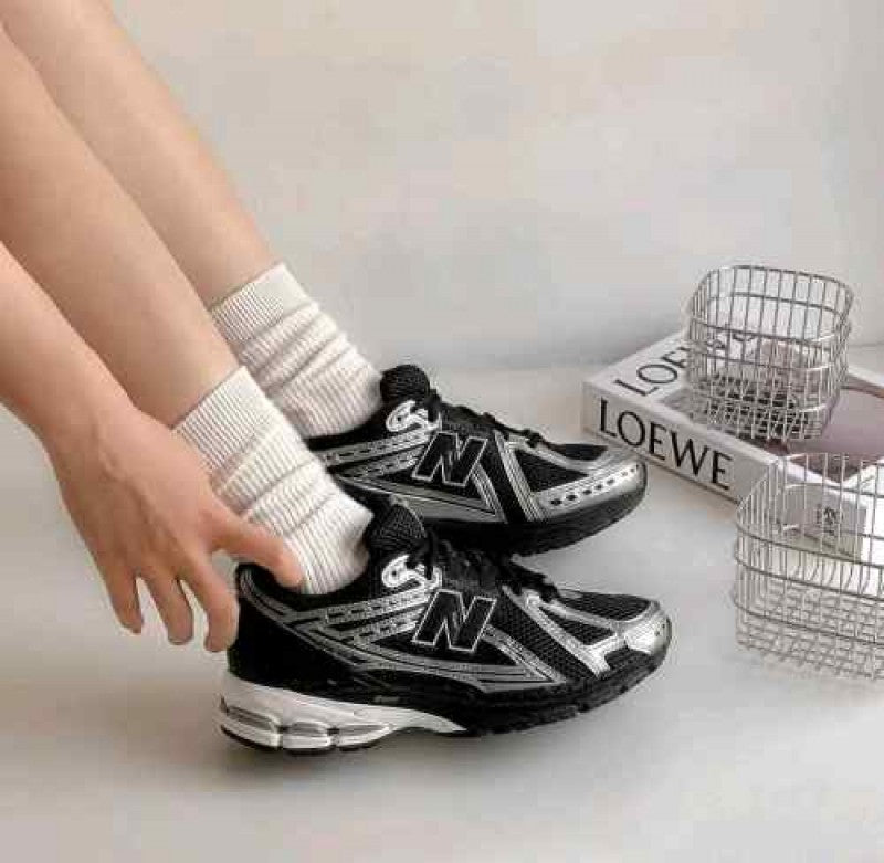 New Balencee 1906r Black Grey White 745