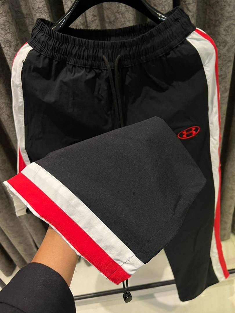 UNDER ARMOR IMPORTED STORE ARTICLE TRACK PANT
