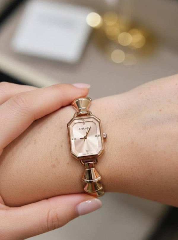 Chanel WATCH 159