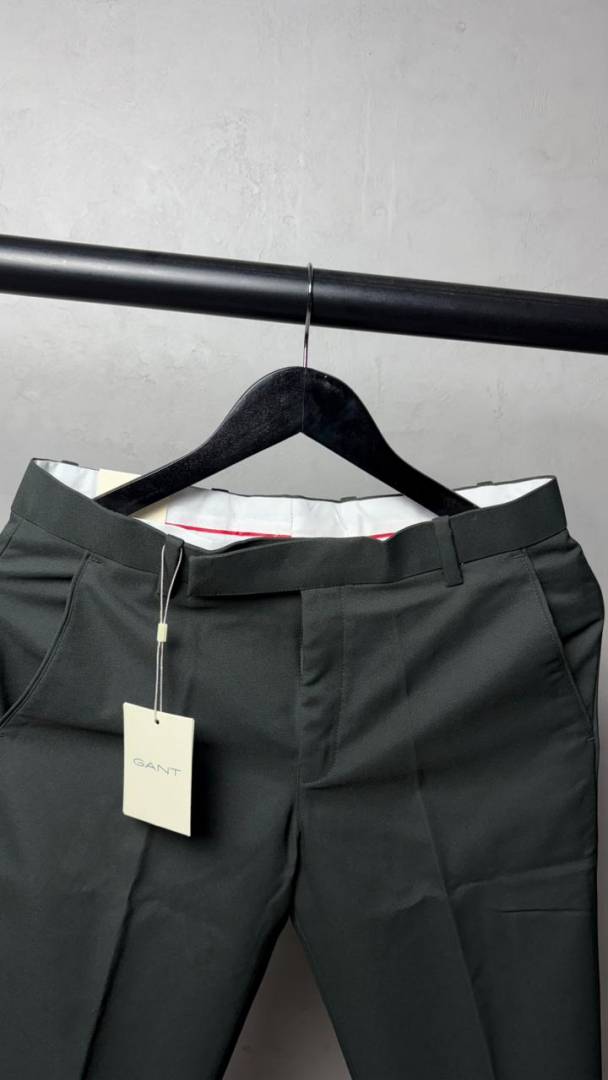 Gant Premium Straight Fit Pants 2388