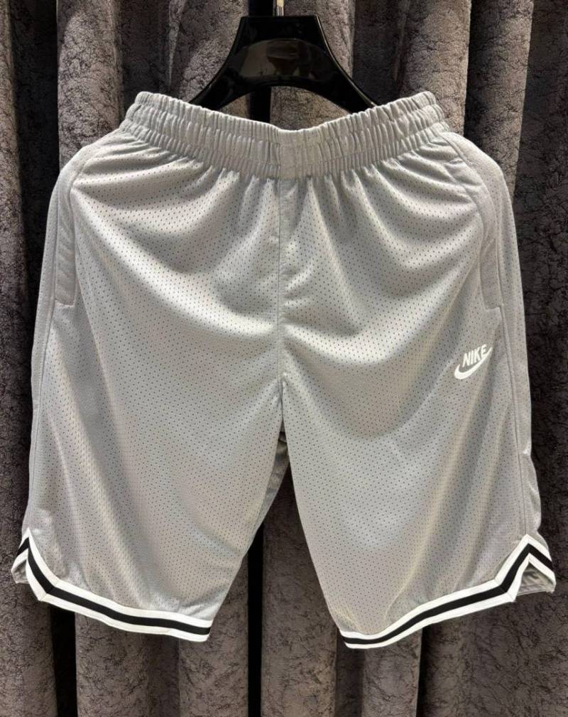 NIK-xE xIMPORTED STORE ARTICLE SHORTS