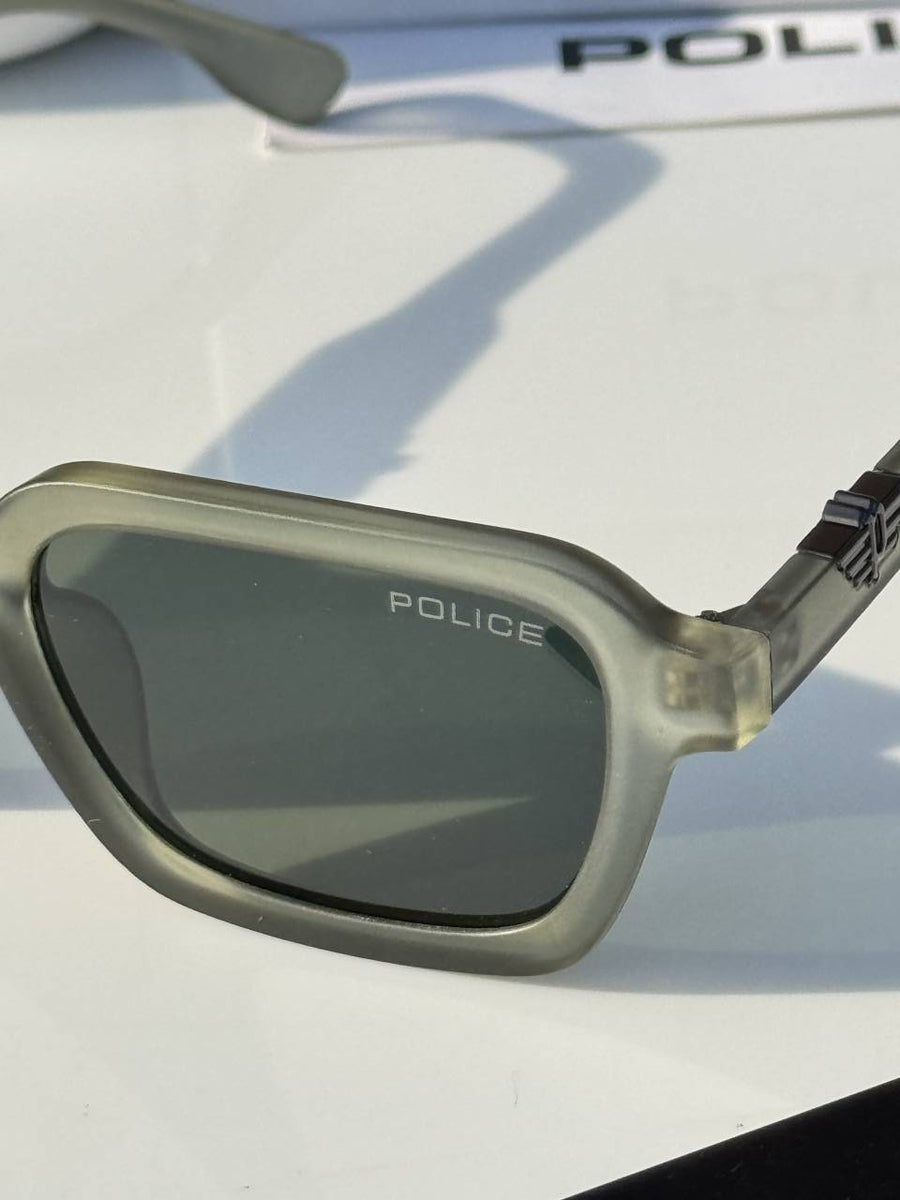 Police 827 green
