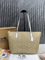 Coach_Light-Ap-White_Fiona_Top_ZipperTote_With_OriginalBox_TeddyDisneyCharm_DustCoverPacking