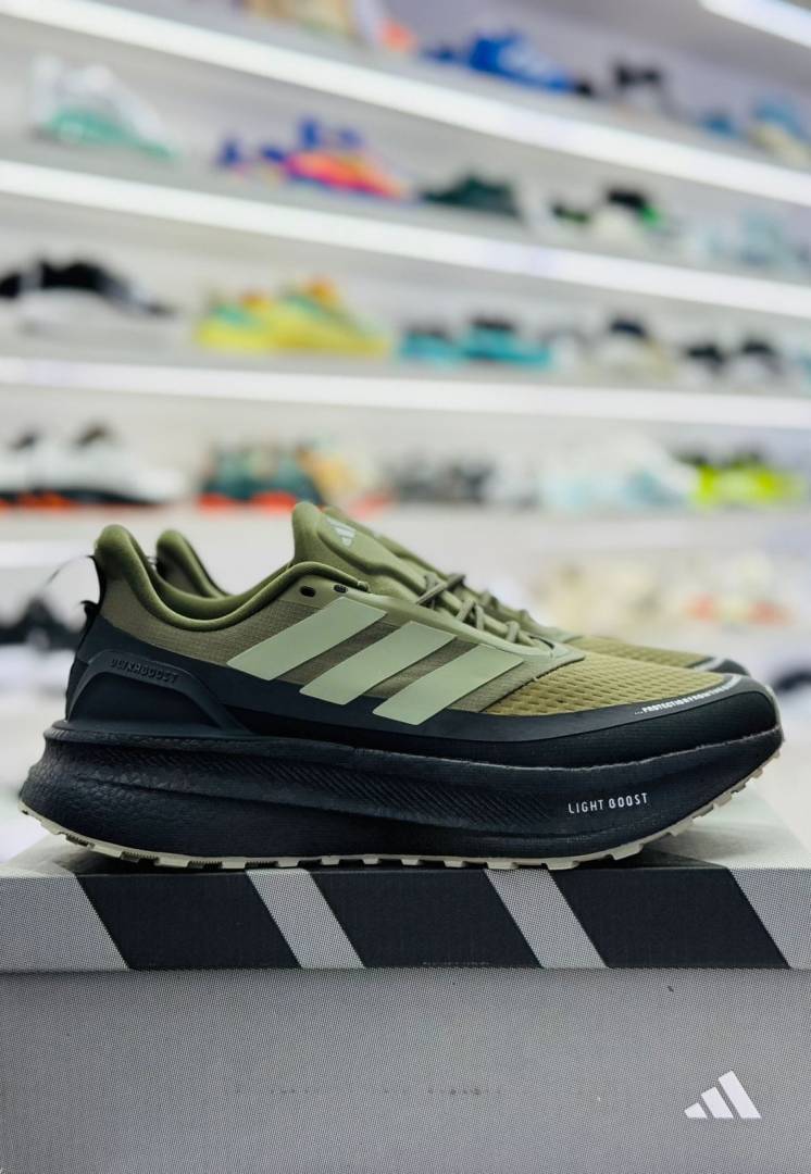 Adidaass Ultraboost 5 TR Olive