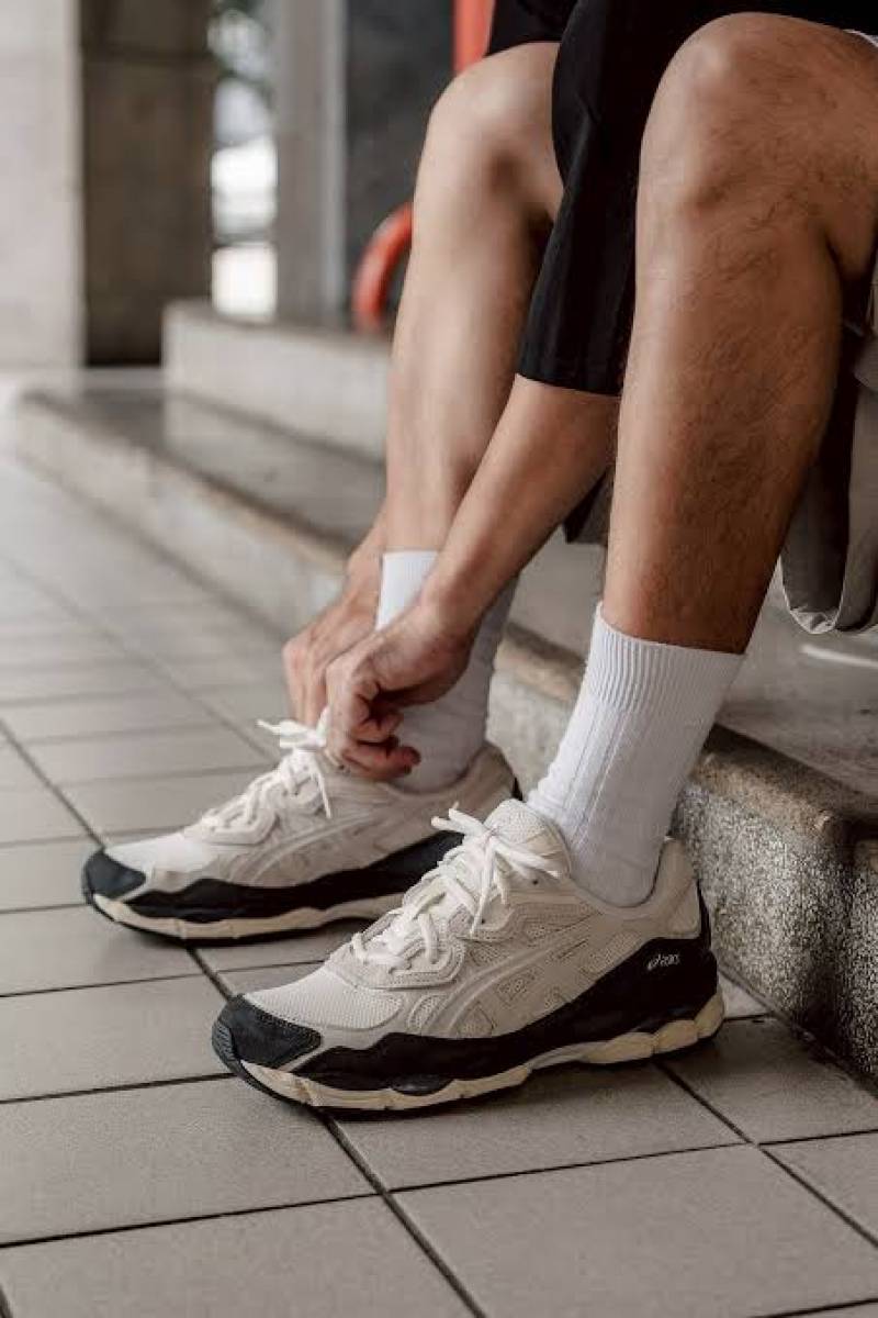 Asics Gel nyc white charcoal grey