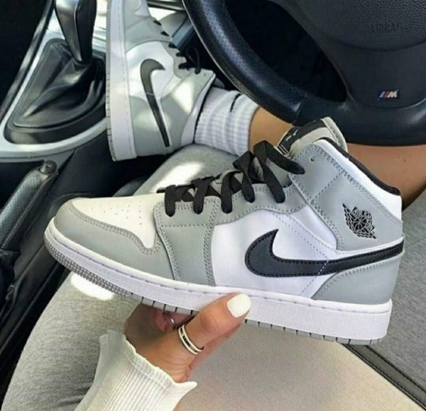Air Jordan Retro 1 Smoke Grey For Women s