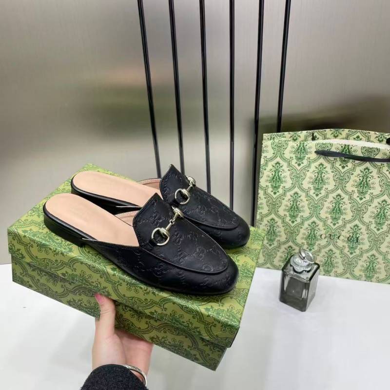 Gucci_GG_PrinceTwon_Slides_In_Rossa_GG_leather_for_women_with_OG_Box_&_Carry_Bag_Black_886-1C