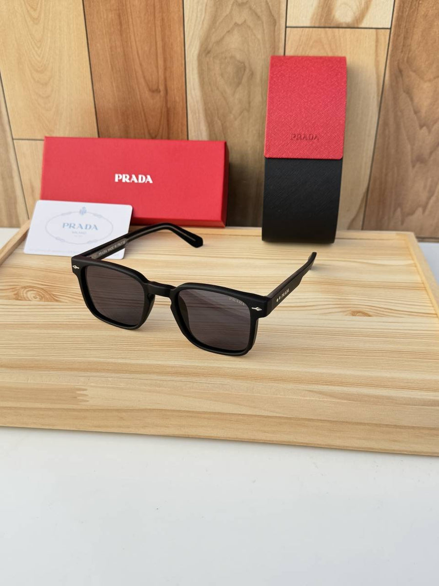 Prada_664_matt_black