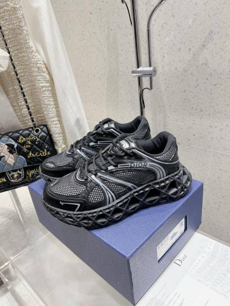 Dior b 35 nxxt black sneaker