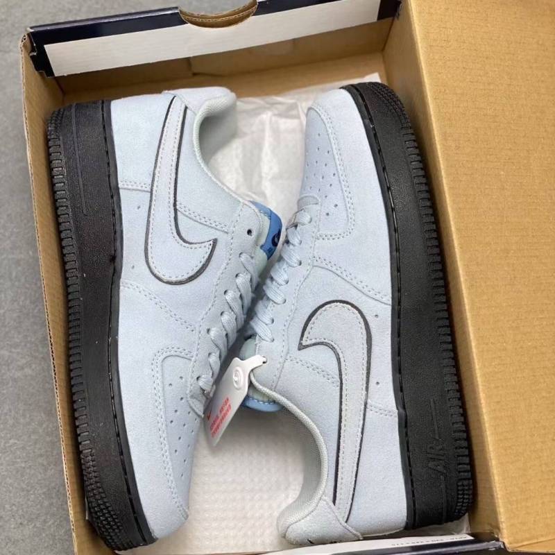 Nike Air Force 1 07 LV8 Light Armory Blu