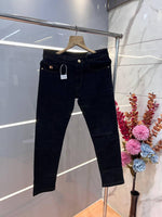 Balmain Paris Black Raw Wash Imported Lycra Slim Fit Ankle Lenght Hyperflex Denim with Front Metal Logo 3092