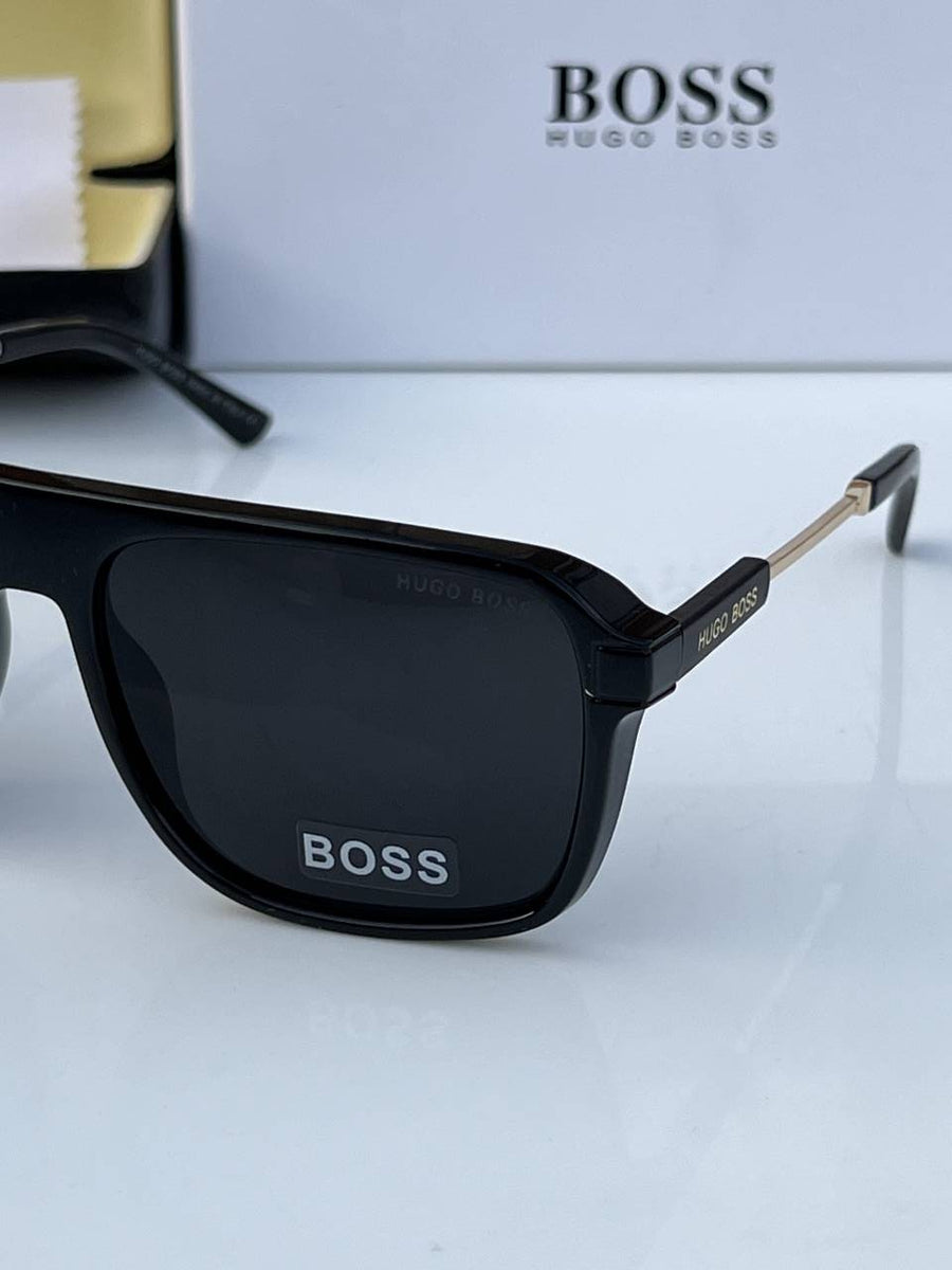 Hugo bos_232_black_gold