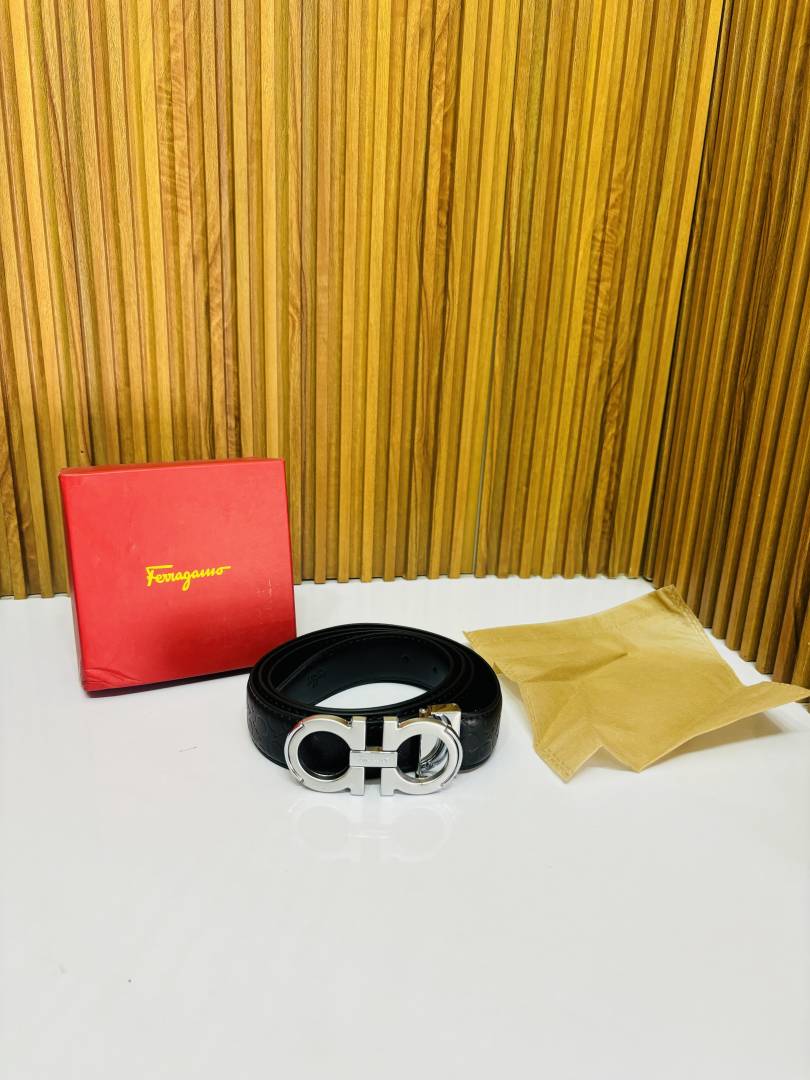 44 SF SALVATORE FERAGAMO PREMIUM QUALITY BELT