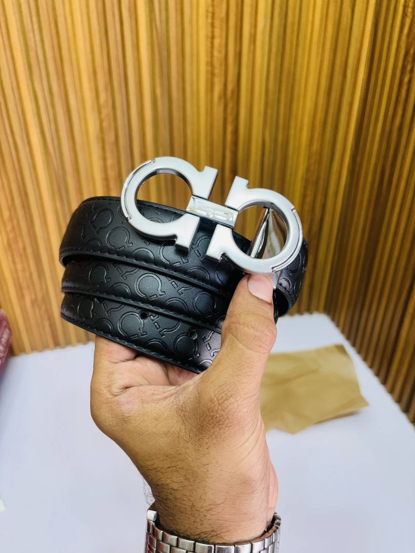 44 SF SALVATORE FERAGAMO PREMIUM QUALITY BELT