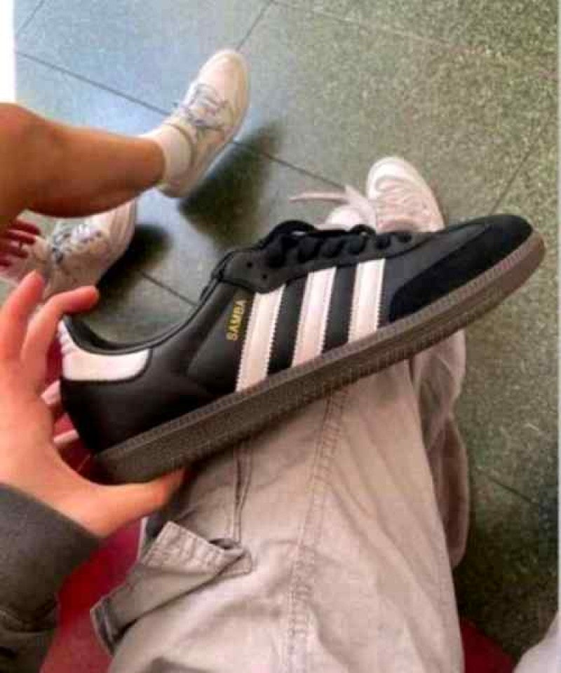 Adidas samba black white women with keychain