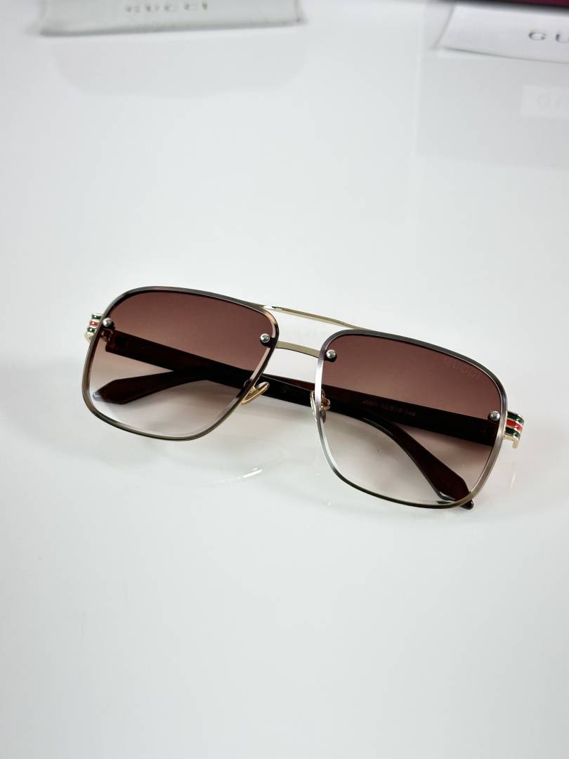 GG_2005_Gold_Brown