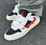 E air jordan 1 x travis scott jumpman jack university red semi ua extra laces n bag