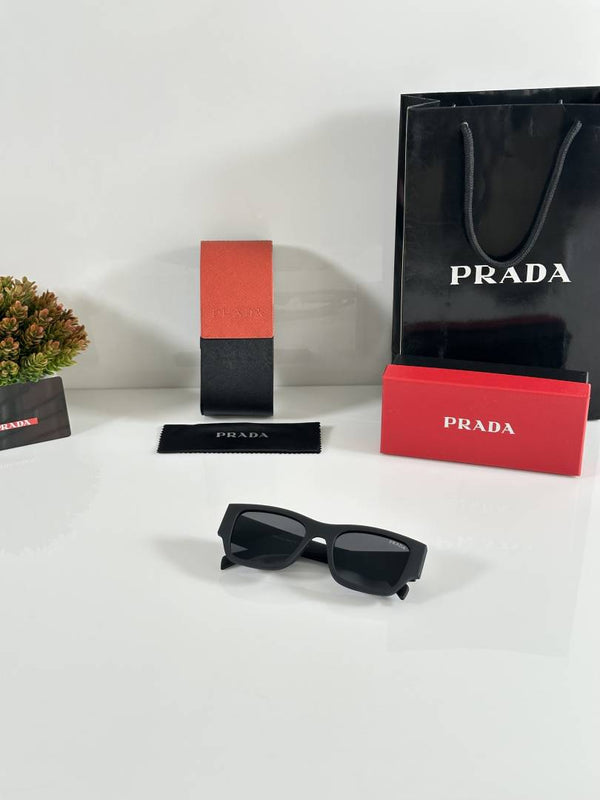 Prada 10 Mate Black