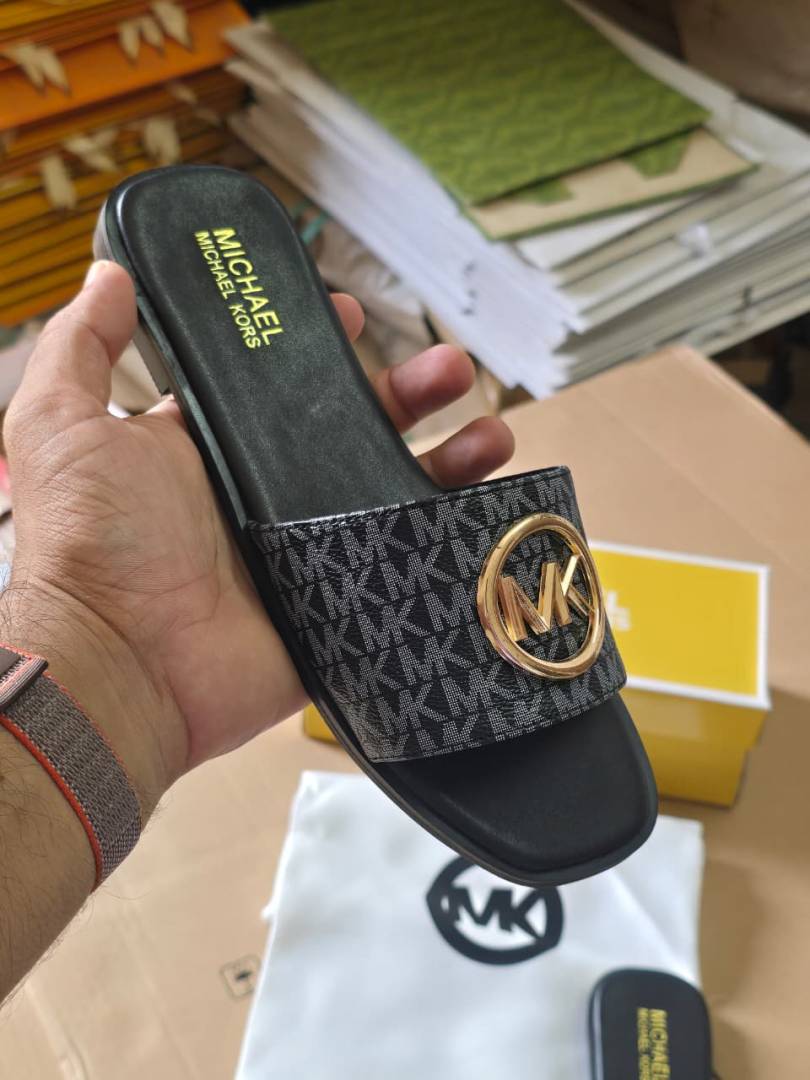 Michael1094 Kors MK Hayworth Slide Flats With OG Box & Dust Bag (Black - 1094)