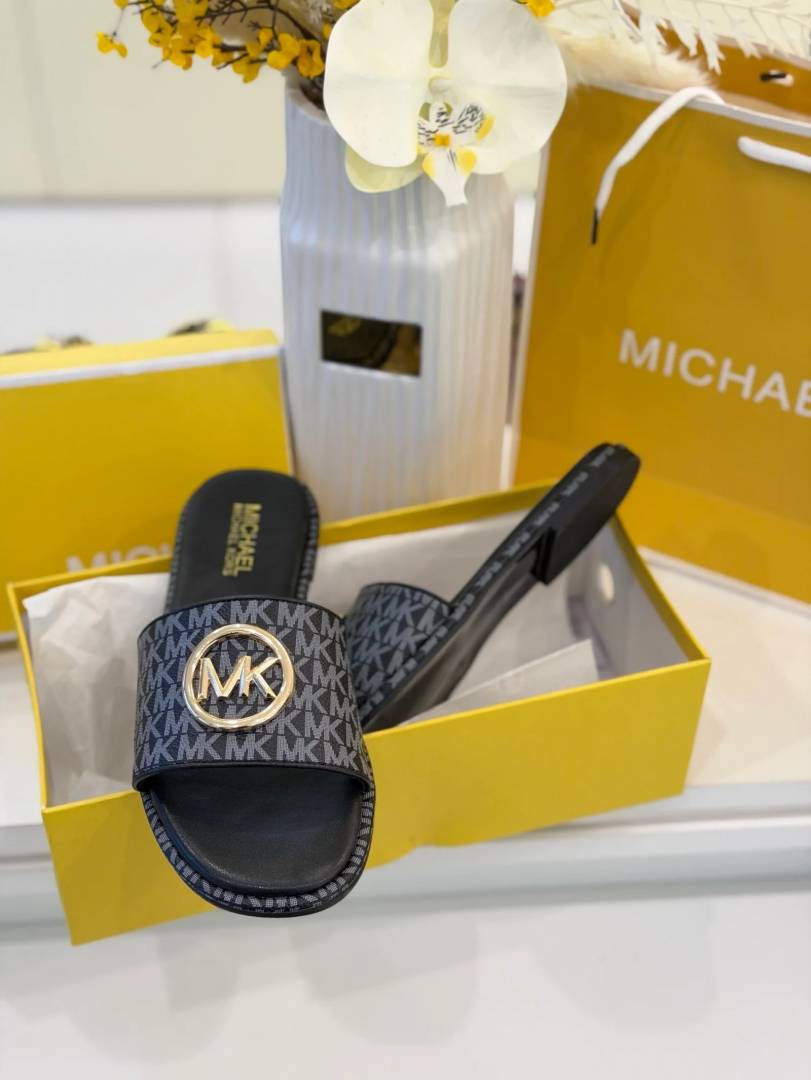 Michael1094 Kors MK Hayworth Slide Flats With OG Box & Dust Bag (Black - 1094)