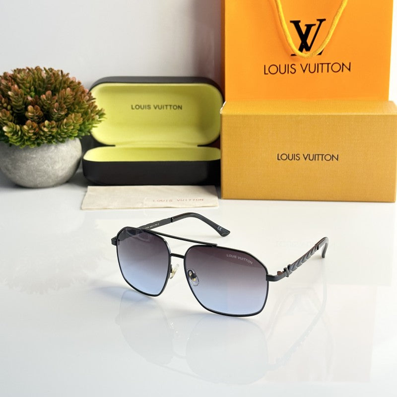 Louis Vuitton_1224_Black_Blue