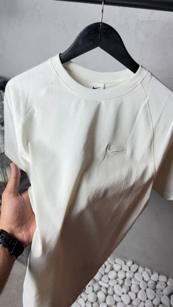 Nike Premium Round Neck T-Shirt 2328