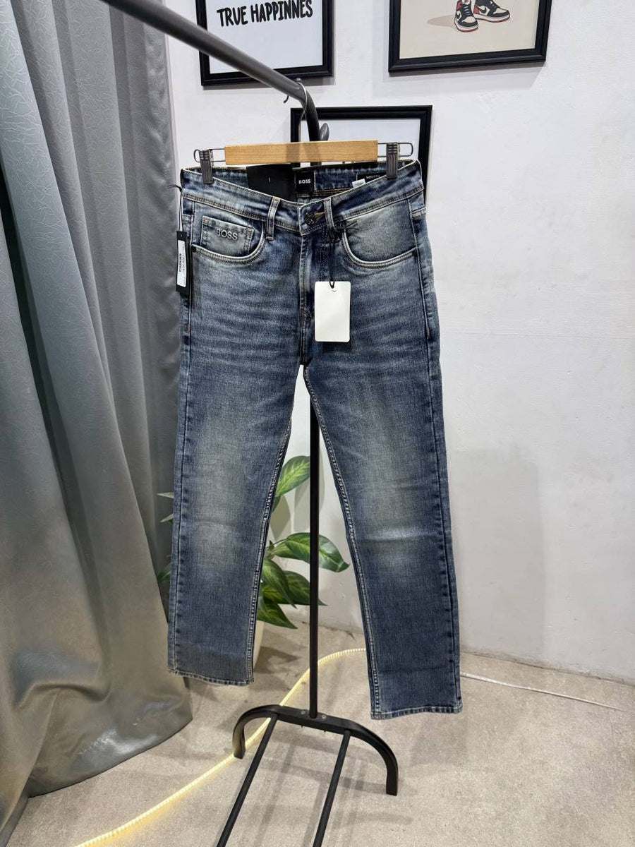 Hugo bos straight fit imported denim with brand buttons and packing