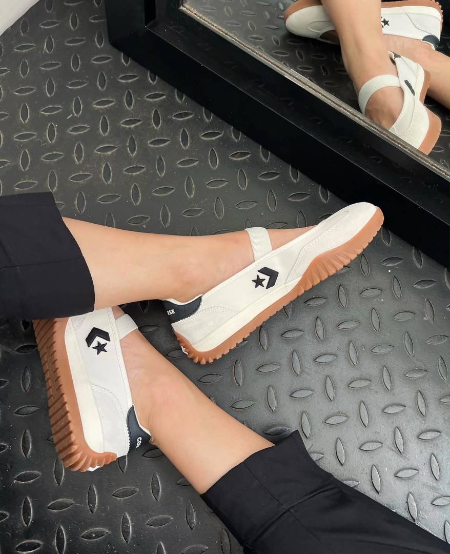 CONVERSSE RUN STAR TRAINER BALLET WHITE