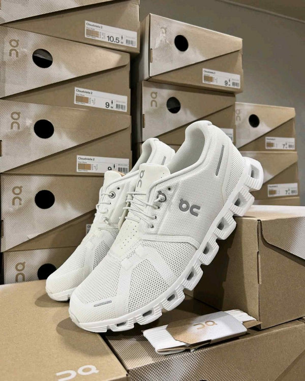 On Running Cloud 5 Triple White 1229
