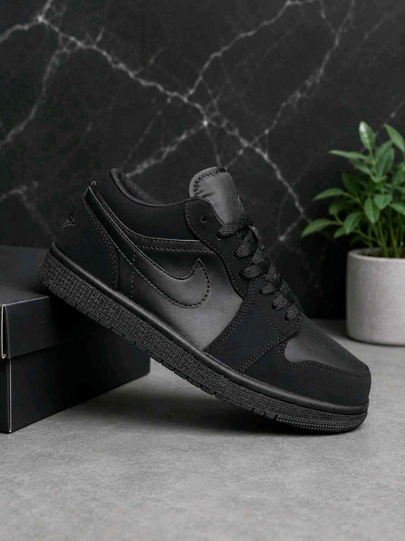 Nike Air Jordan 1 Low Triple Black 6063