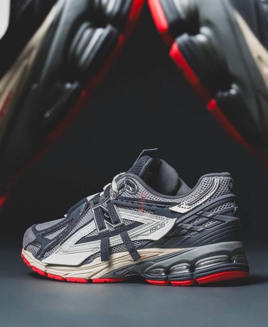 New Balancce 1906A Slate Grey Drift Red