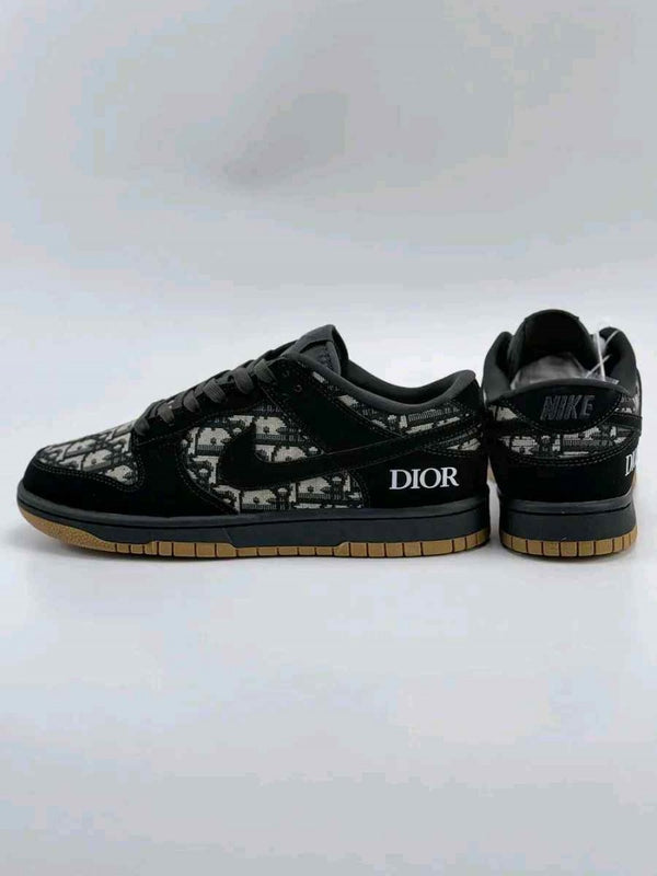 Nike Sb Dunk X Diyorr Sneakers
