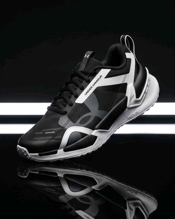 Underr Armourr UA Reign XT 750
