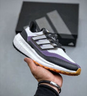 Adidas Ultraboost Light Cold Rdy 1835
